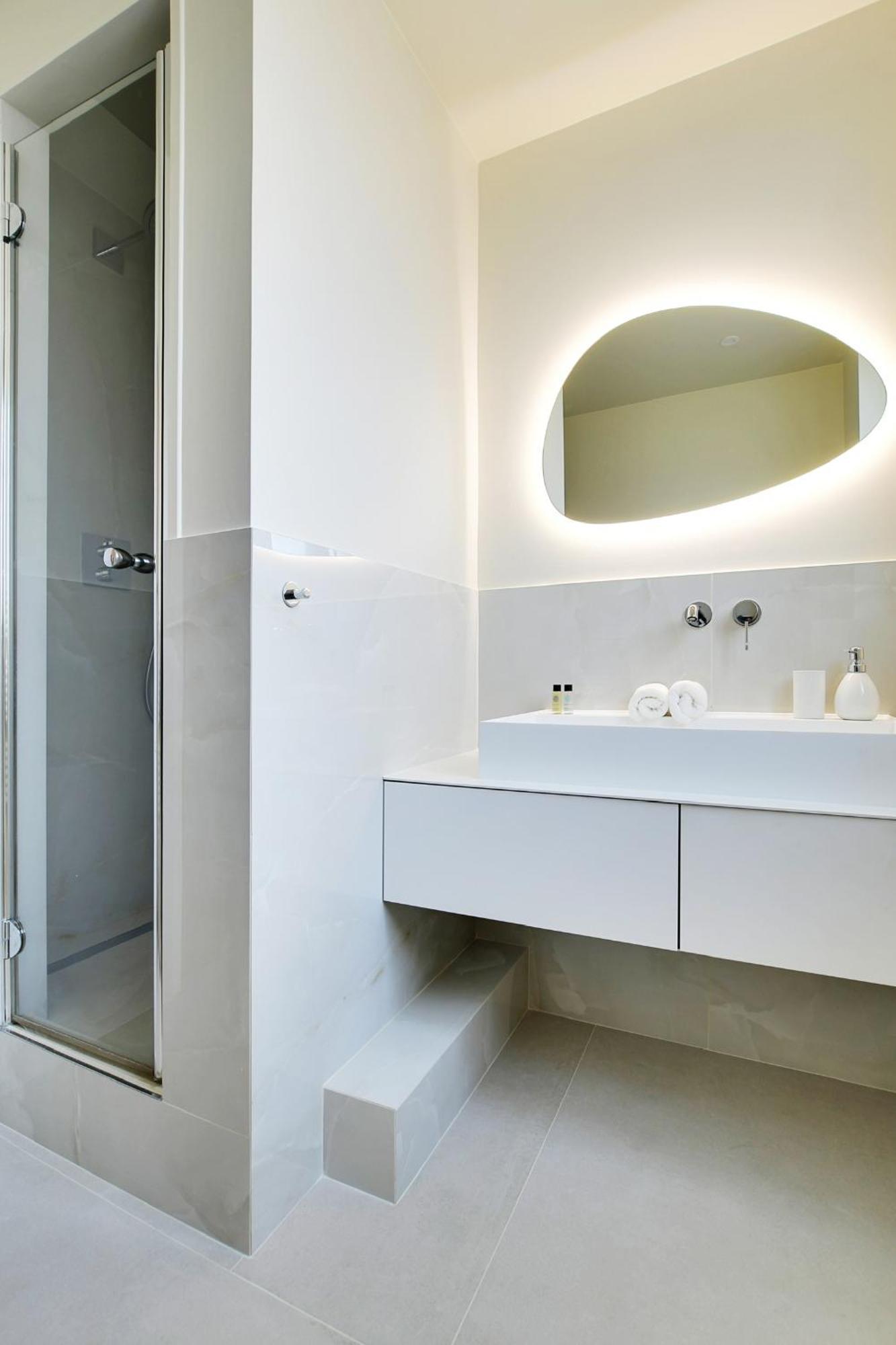 Suite Deluxe 1 By Les Maisons De Charloc Homes Boulogne-Billancourt Eksteriør billede